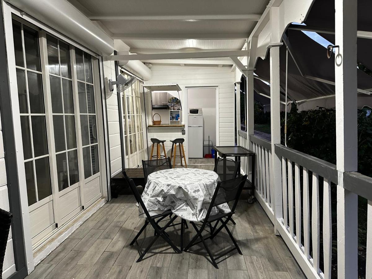 Le Cottage De Castaing Sur Plage Privee Sainte-Anne (Grande-Terre) Exterior foto