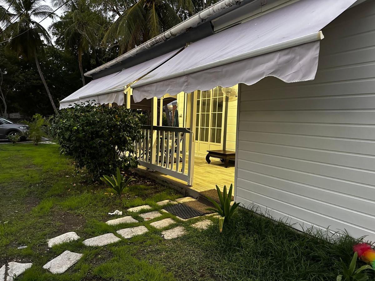 Le Cottage De Castaing Sur Plage Privee Sainte-Anne (Grande-Terre) Exterior foto